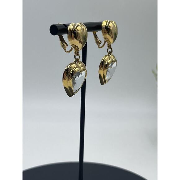 Gold Tone Unsigned Faceted Heart Dangle Clip On Earrings High End - Picture 3 of 13